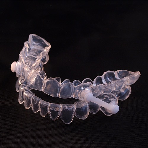 Sleep apnea oral appliance